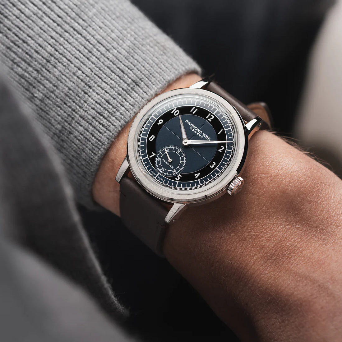Raymond Weil millesime Small Seconds 39mm tuxedo dial 2930-STC-05502_E018665