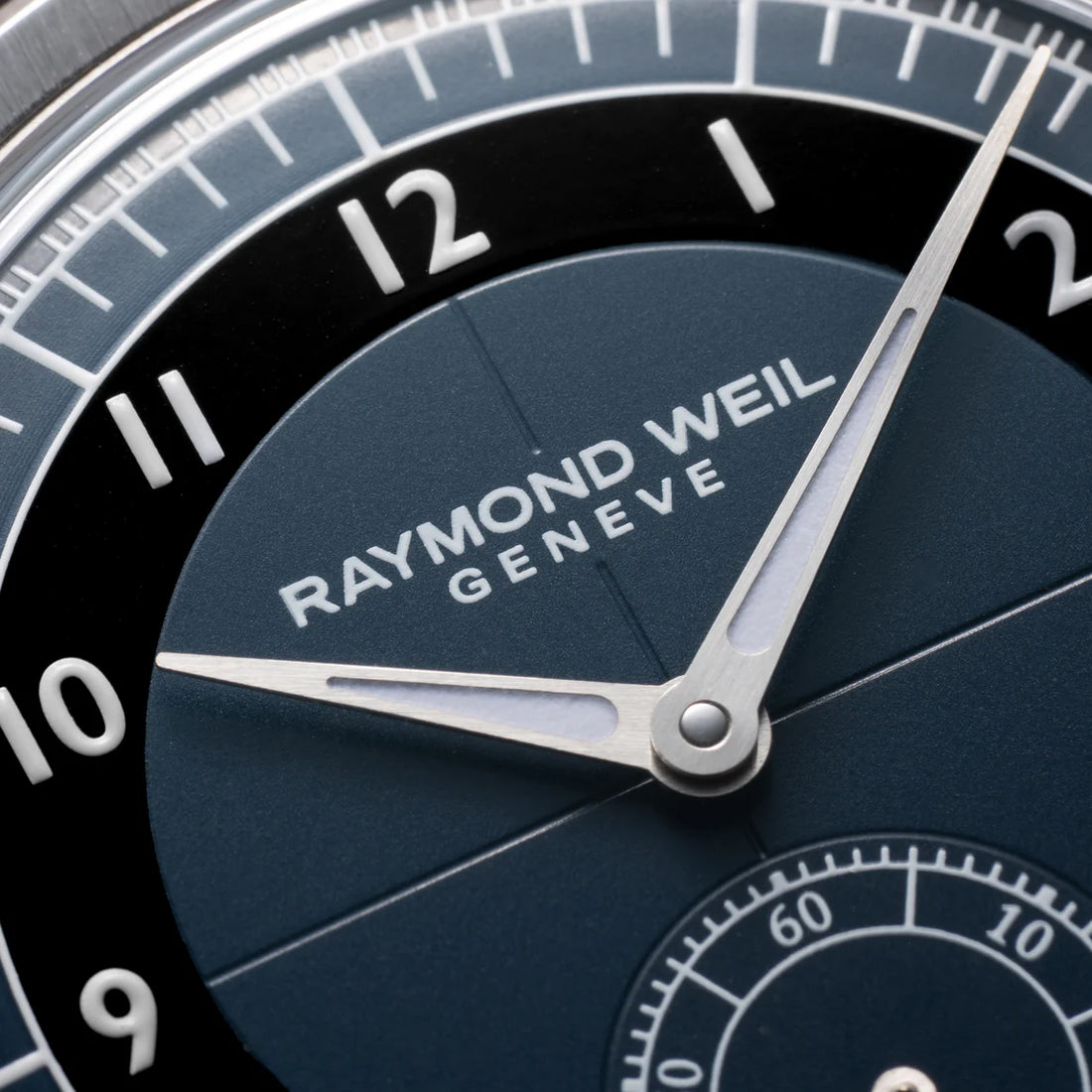 Raymond Weil millesime Small Seconds 39mm tuxedo dial 2930-STC-05502_E018665